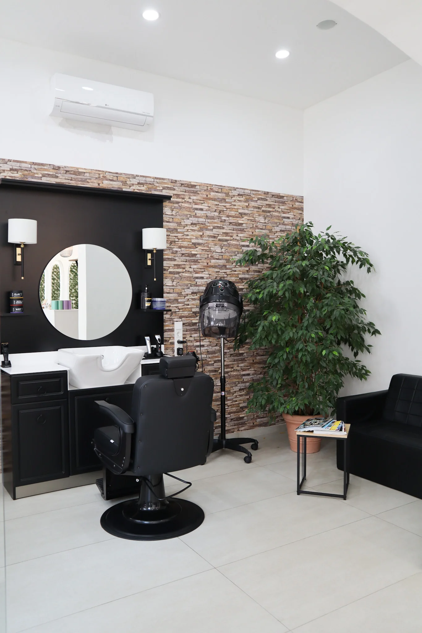 LaLoca Salon Wien